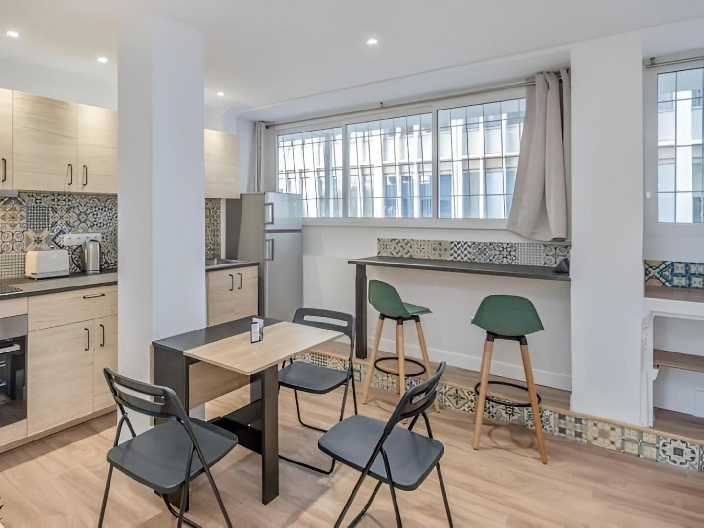Apartamento Le Refuge Urbain - Port A 2 Pas & Animaux Acceptes Tolón Exterior foto