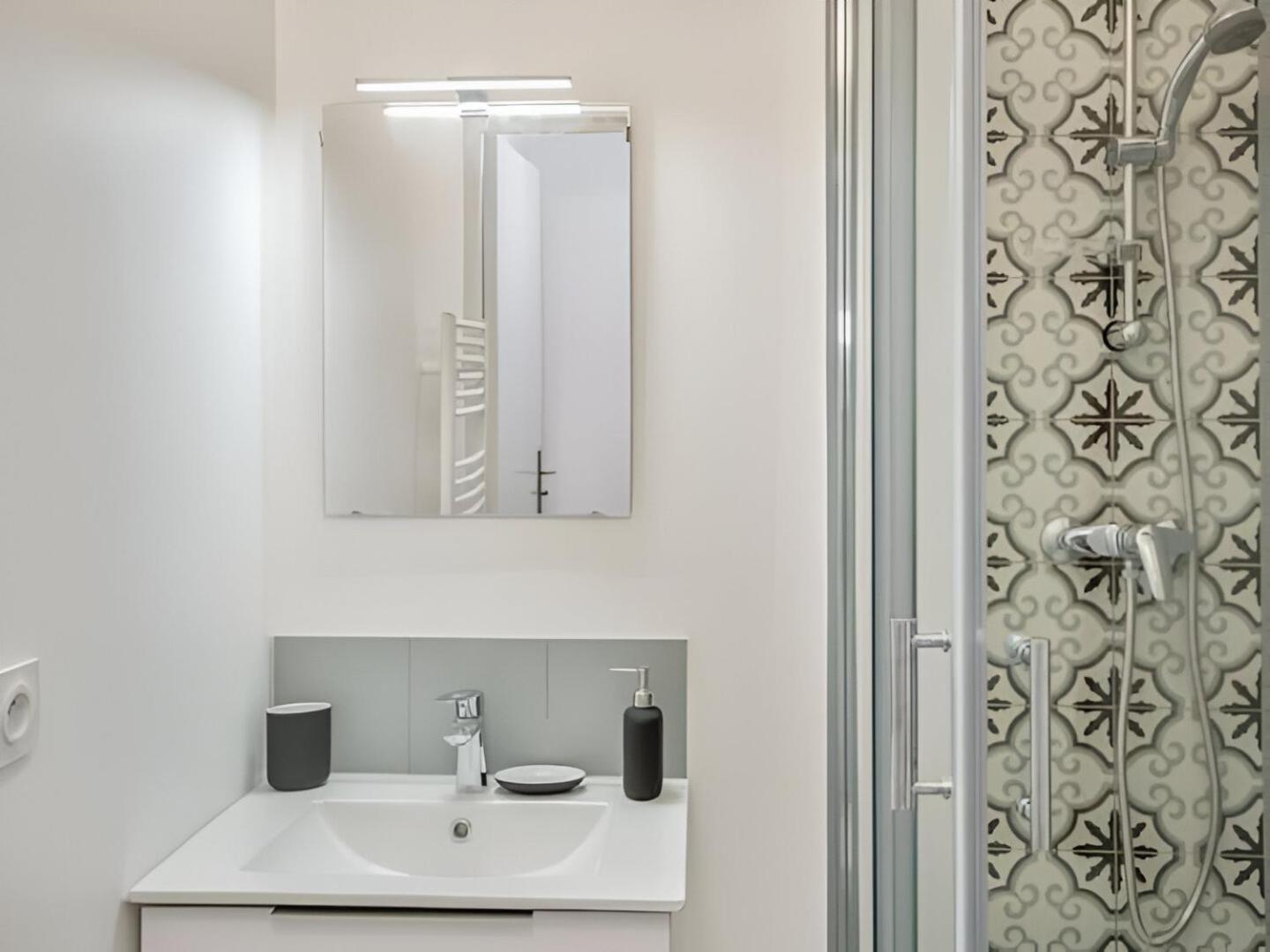 Apartamento Le Refuge Urbain - Port A 2 Pas & Animaux Acceptes Tolón Exterior foto